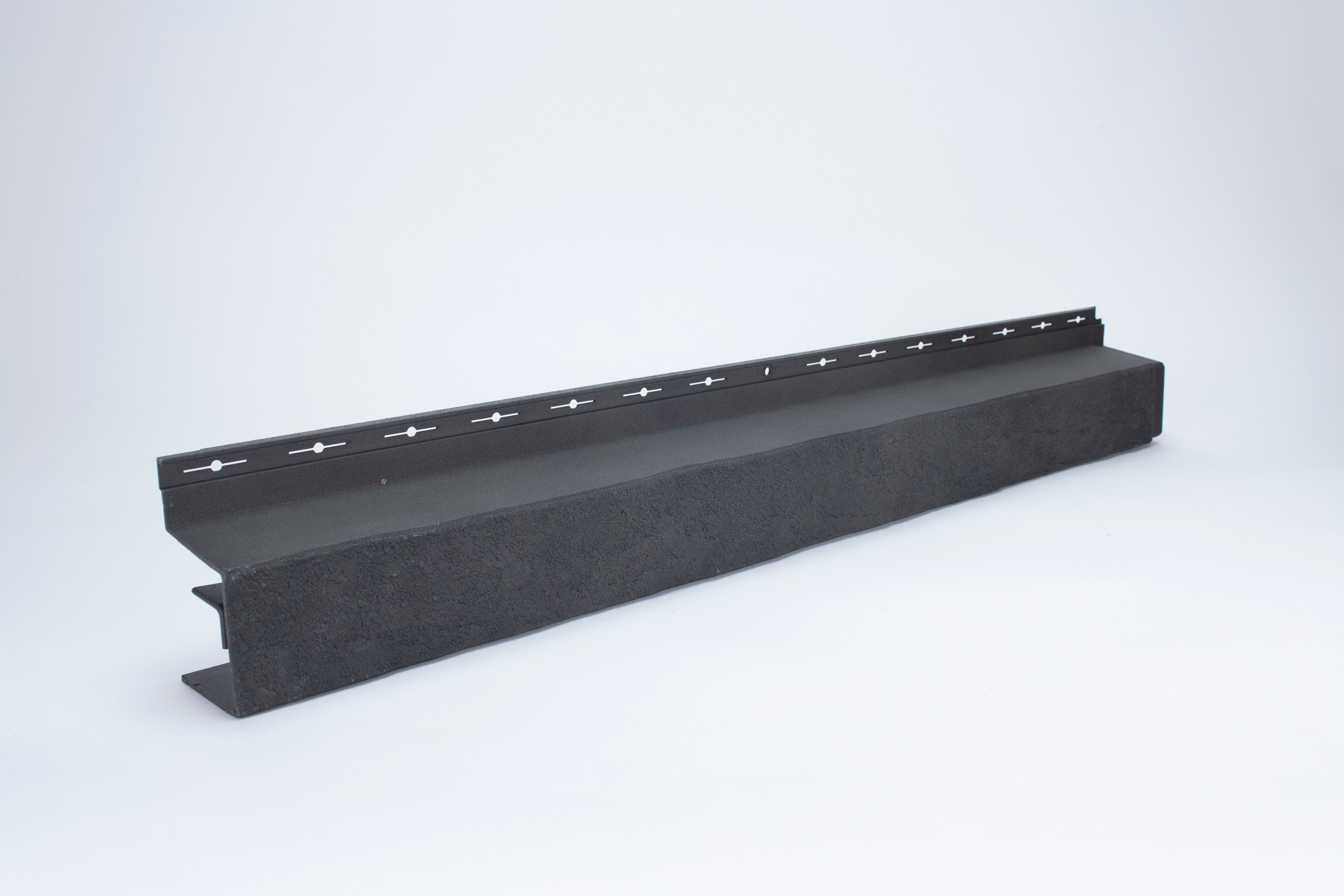 Tando Arch Sill Side Angle Raven